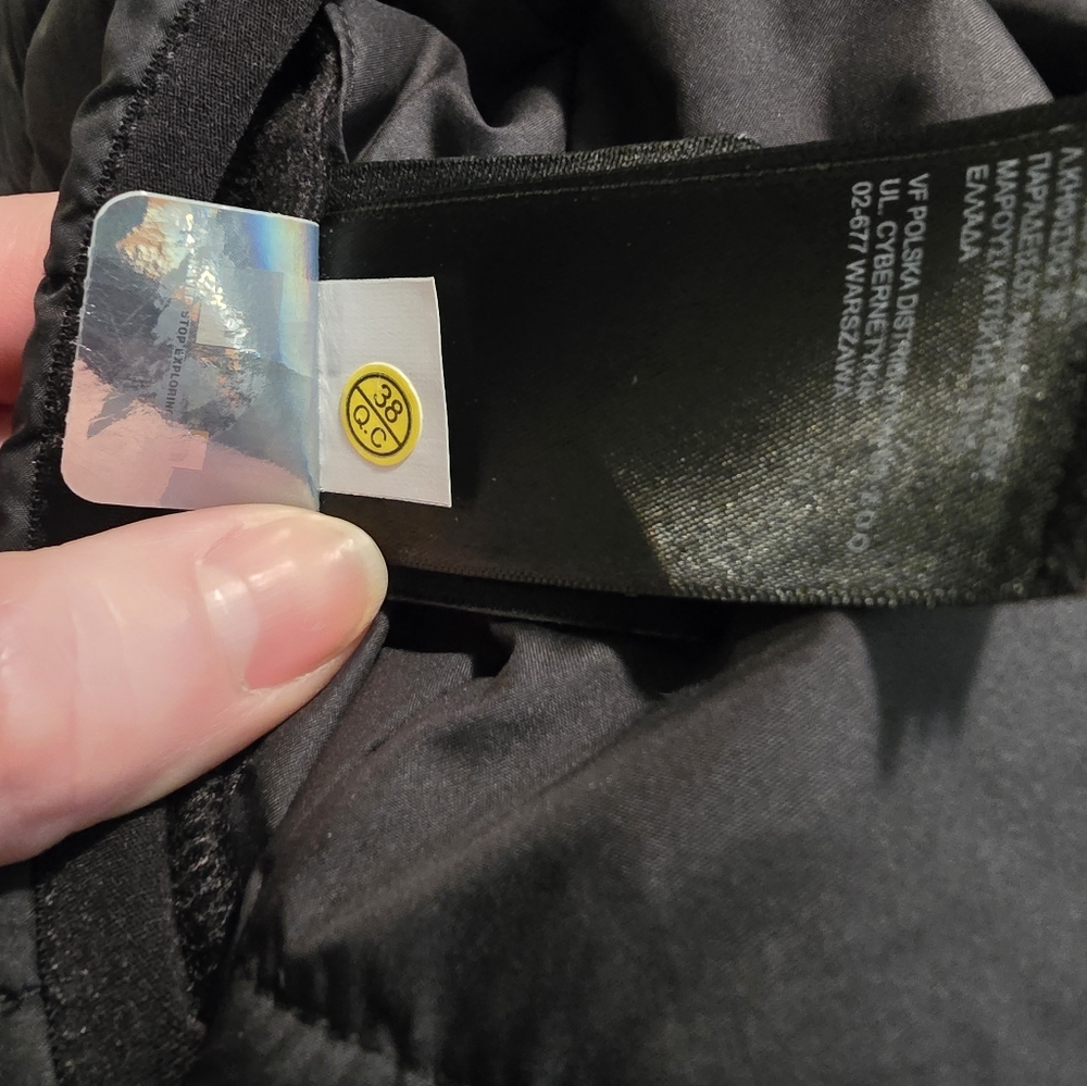 The North Face jacket 3T Reversable - Picture 7 of 7